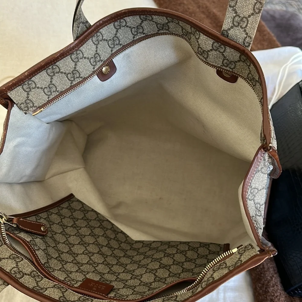 Gucci Brown GG Supreme Web Tote Bag - Picture 9 of 11